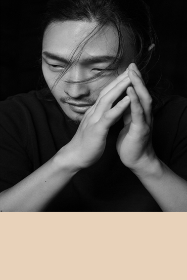 西區(qū)高浮雕和淺浮雕在色彩上有什么差異？